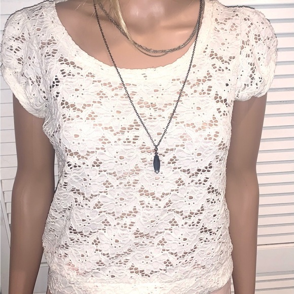 Sound & Matter cream crochet short sleeve blouse Size XS - Picture 6 of 6